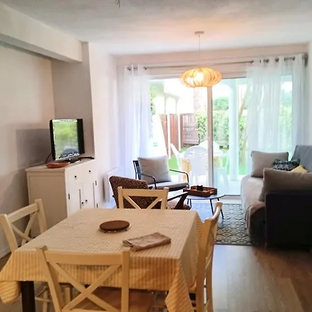 Apartment Superb With Terrace Near