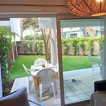 Superb With Terrace Near Apartment